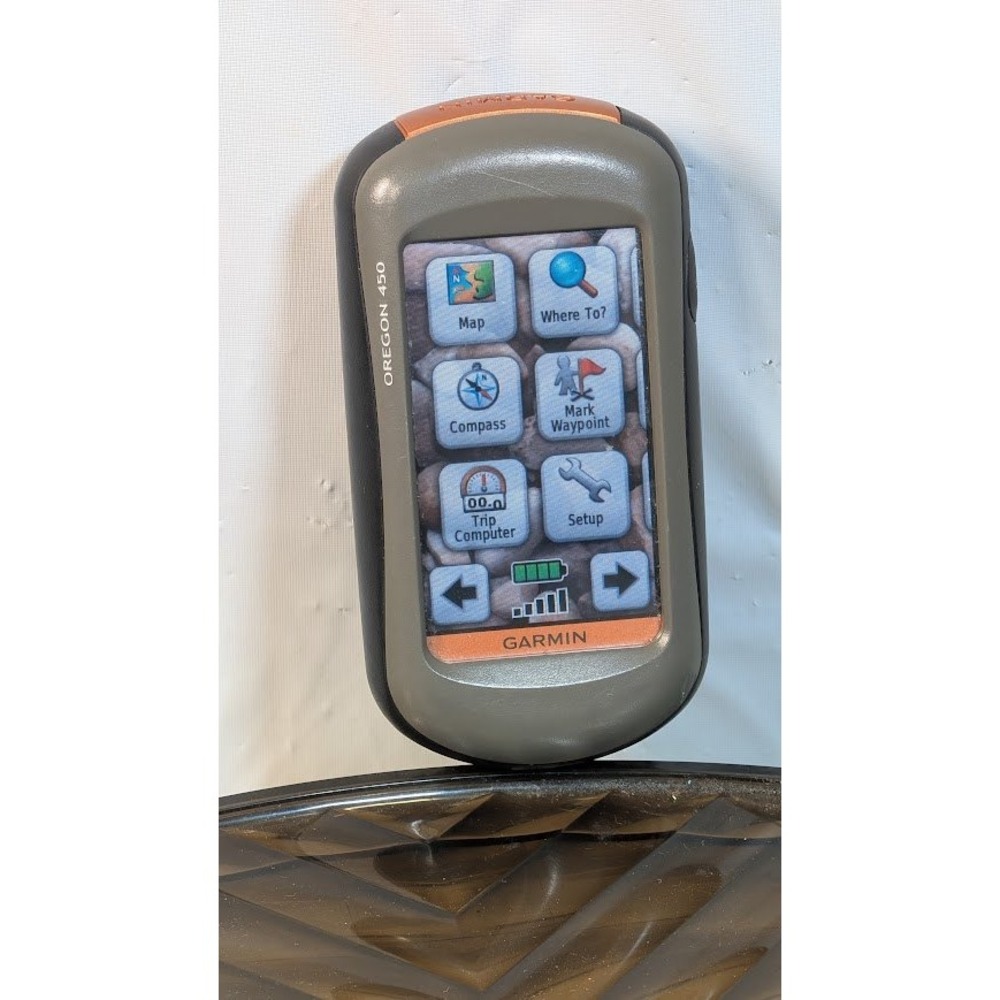 Garmin Oregon 450 Handheld GPS Gray Excellent Touchscreen Hiking Geocaching